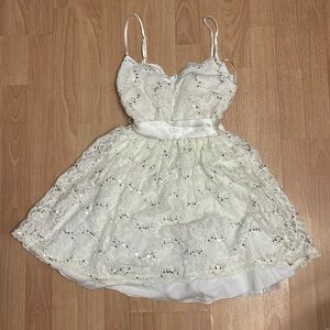 DONATING SOON Y2k 2010’s Prom Dress